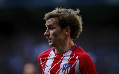 欧皇体育-佩洛娃赛后加练射门被围观