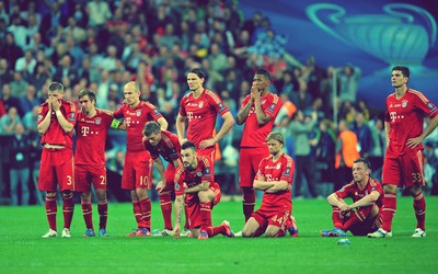 欧皇体育热评-门德斯与对方球员冲突